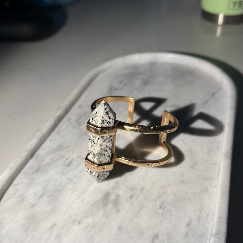 Kendra Scott Rose Gold Bracelet with White and Black Stone Fall 2016